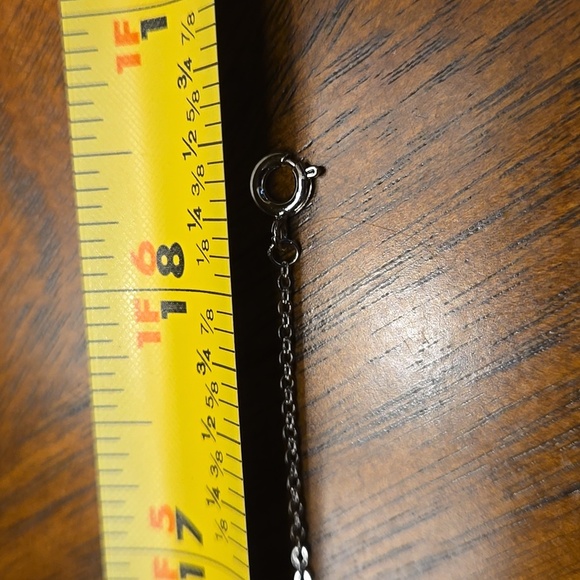 Elegant Vintage-inspired S925 Silver Snowflake Pendant Necklace with Blue Cubic - Picture 4 of 6